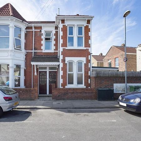 Stopover At Orchard Apartment Light And Cosy Portsmouth Exterior photo