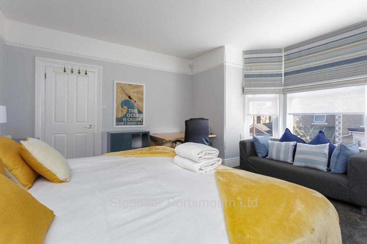 Stopover At Orchard Apartment Light And Cosy Portsmouth Room photo
